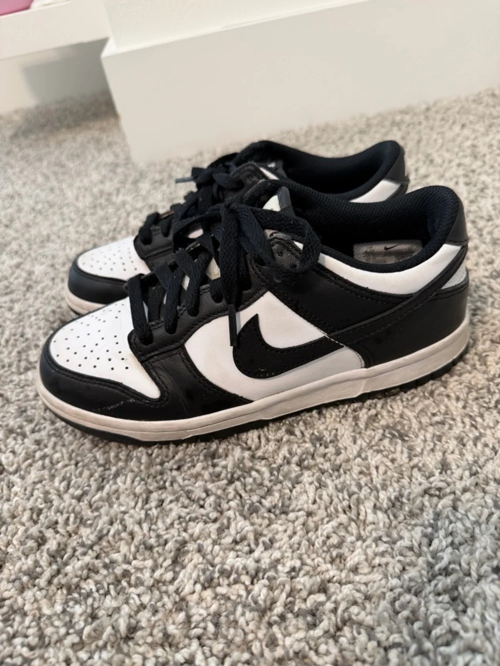 Nike Kids‎ Black & White Low-Top Sneakers